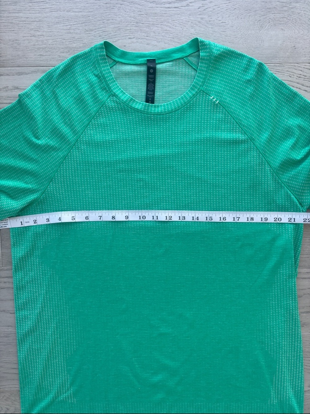 Lululemon Metal Vent Tech Short Sleeve Green Tee Men’s XL - Picture 7 of 9